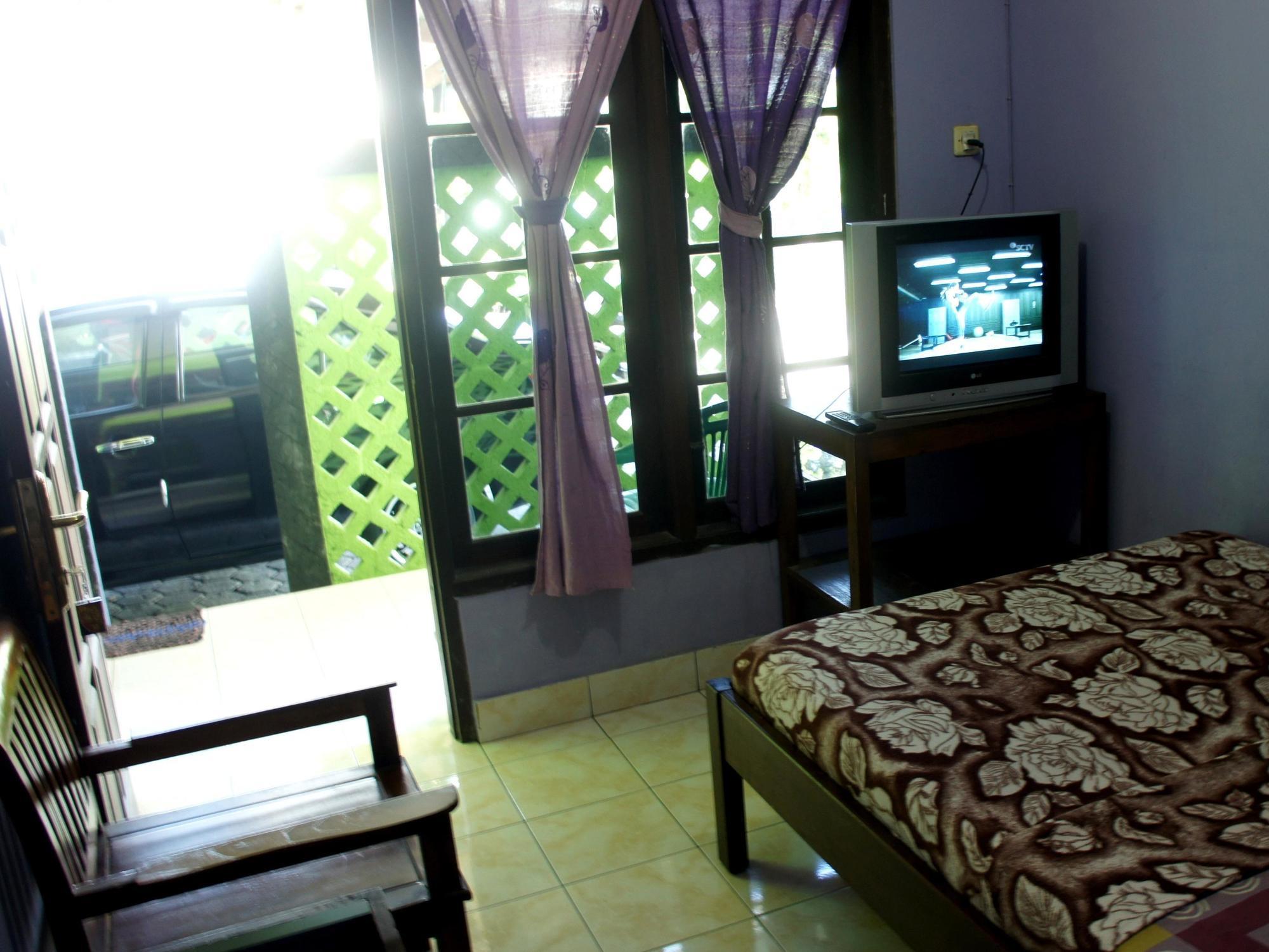 Bayu Murti Homestay Γιογκιακάρτα Εξωτερικό φωτογραφία